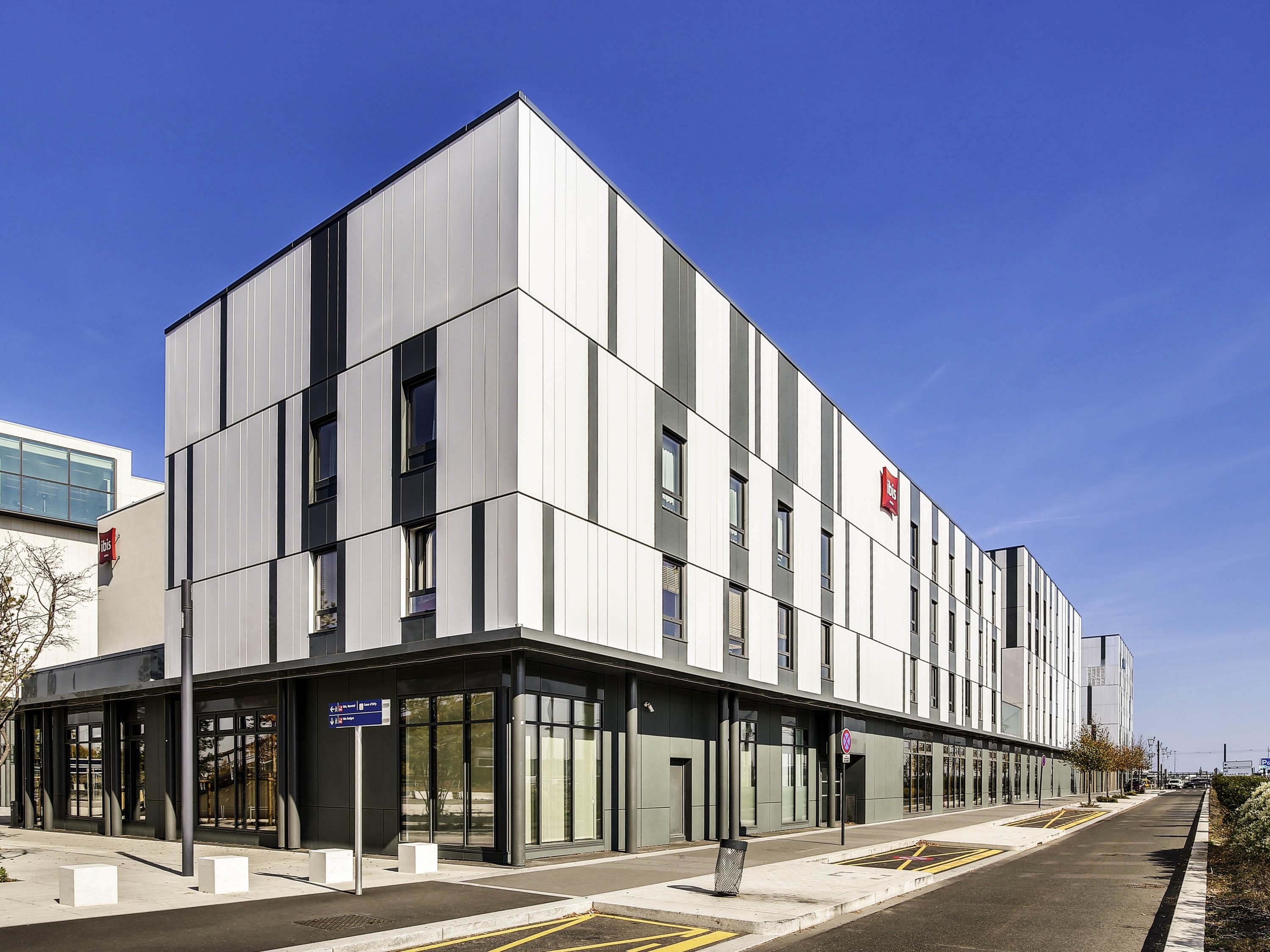 Hotel Ibis Paris Coeur D'orly Airport 3*