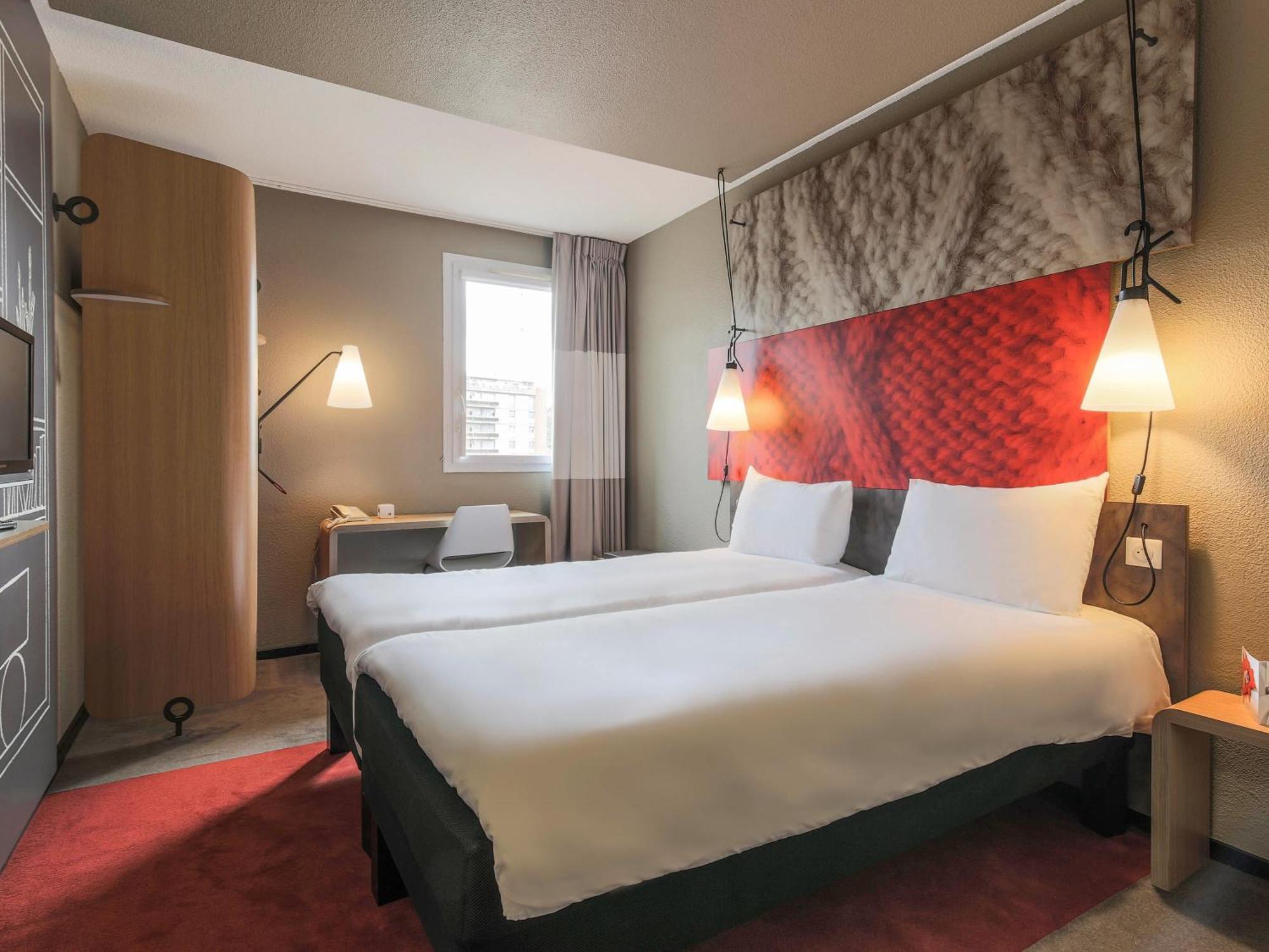 Ibis Paris Coeur D'orly Airport 3*