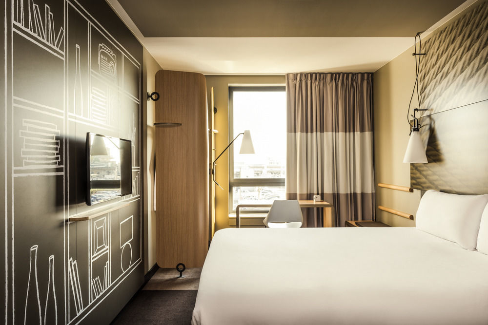 Ibis Paris Coeur D'orly Airport Orly